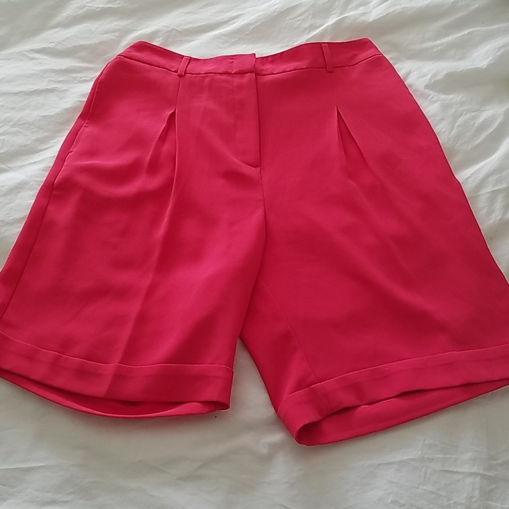 Forever 21 hot pink shorts size medium